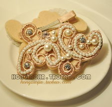 韩式珍珠发夹 点亮发型，引领发饰新风尚